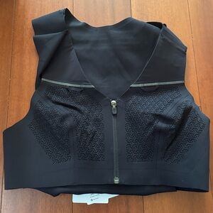 Lululemon Black Hydraffinity Vest